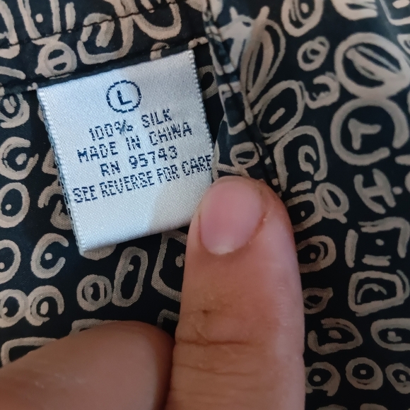 Bill Blass Gray and Tan Patterned Shirt 100% Silk Sz L - Picture 2 of 5